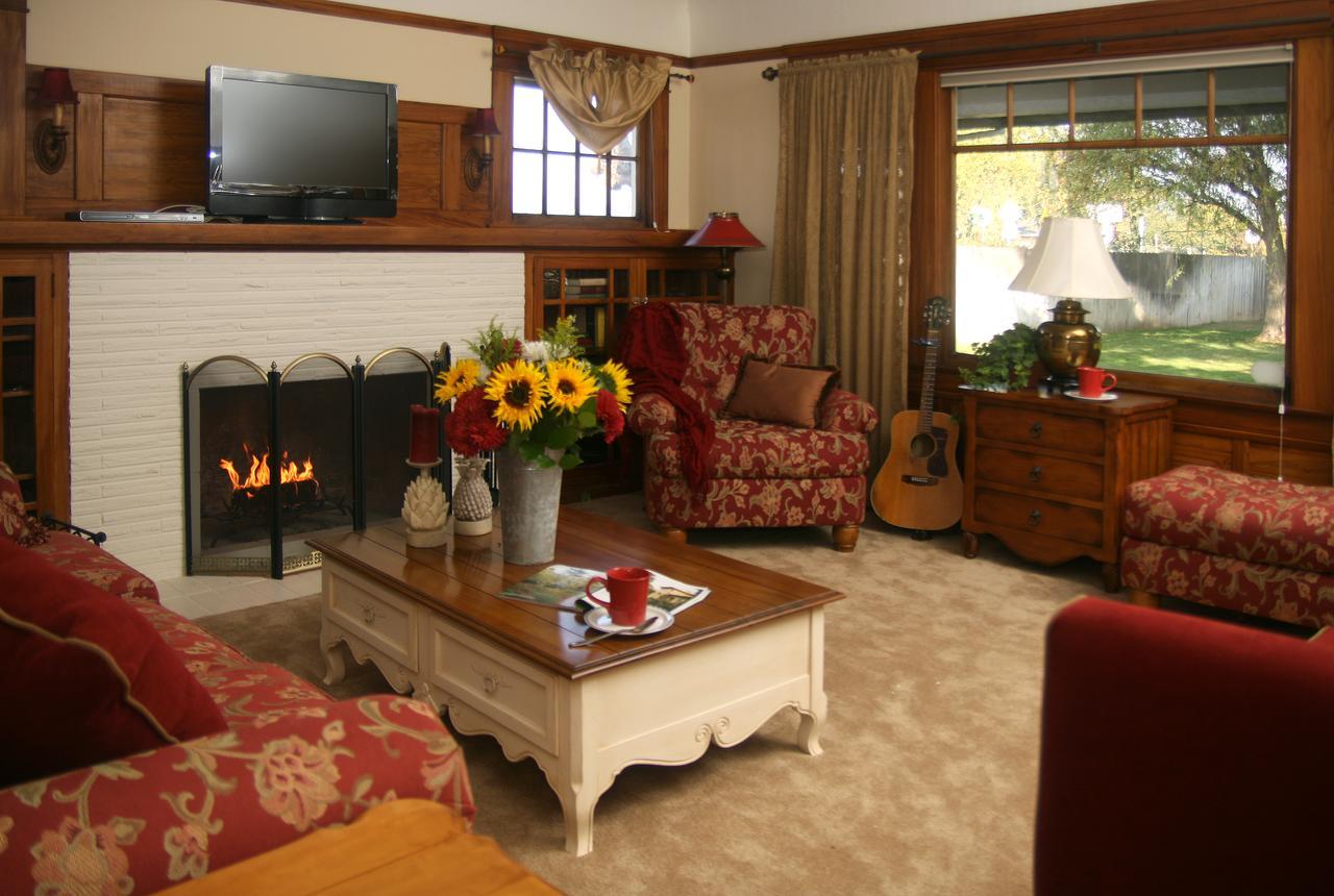Cottage On Armstrong Lodi Extérieur photo